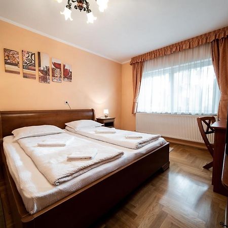 Lilla Apartments Székelyudvarhely Kültér fotó