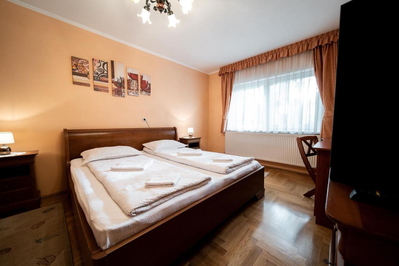Lilla Apartments Székelyudvarhely Kültér fotó