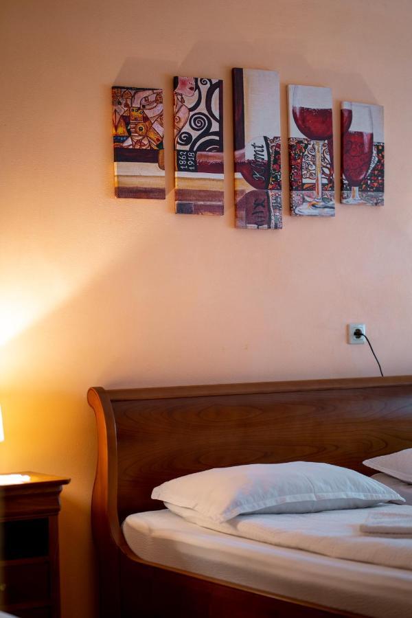 Lilla Apartments Székelyudvarhely Kültér fotó